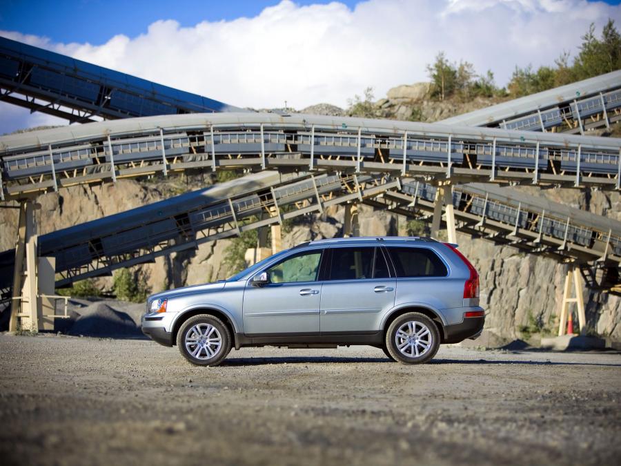  Volvo XC90 V8 2008 года  (фото 9 из 18)
